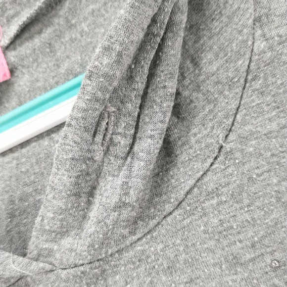 Sugar High Women's Wings Cross Pullover Graphic Hoodie Gray 2X Lightweight - Picture 4 of 16